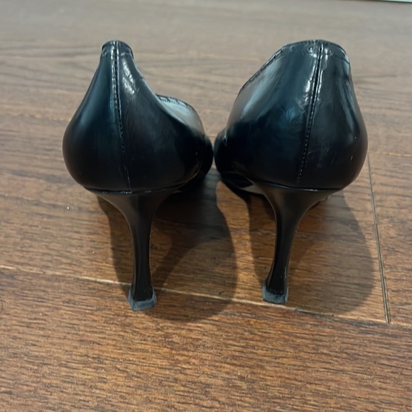 MANOLO Blahnik Black Peep Toe Pumps Size 39/9 - Picture 5 of 8